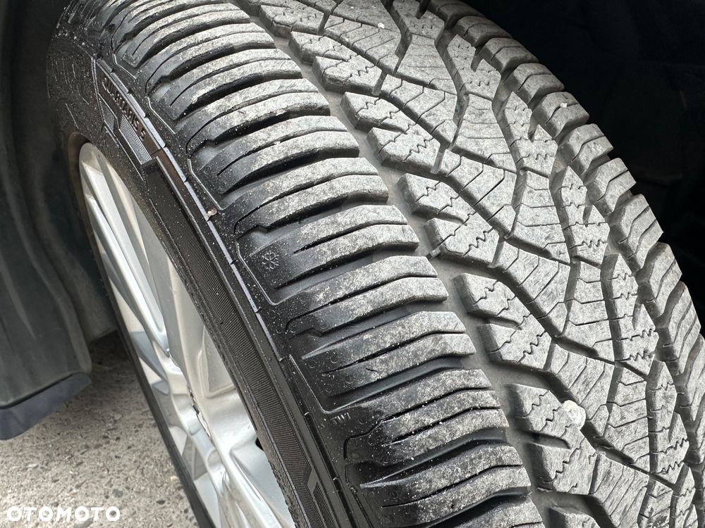 Mazda 6 2.0 Exclusive + - 11