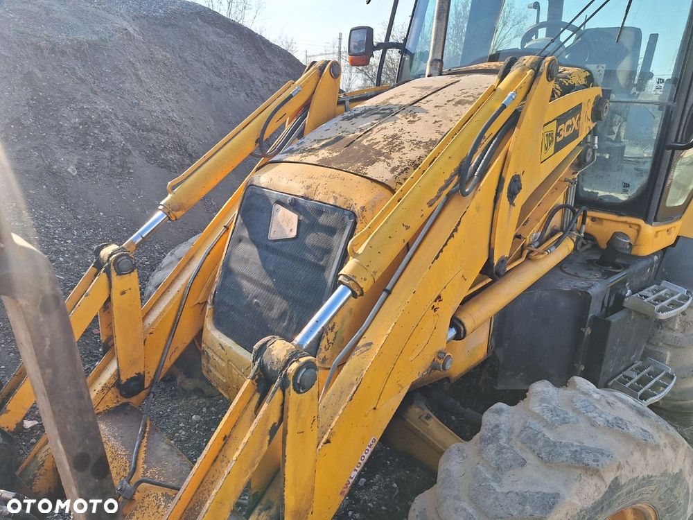 JCB 3Cx 4X4 - 30
