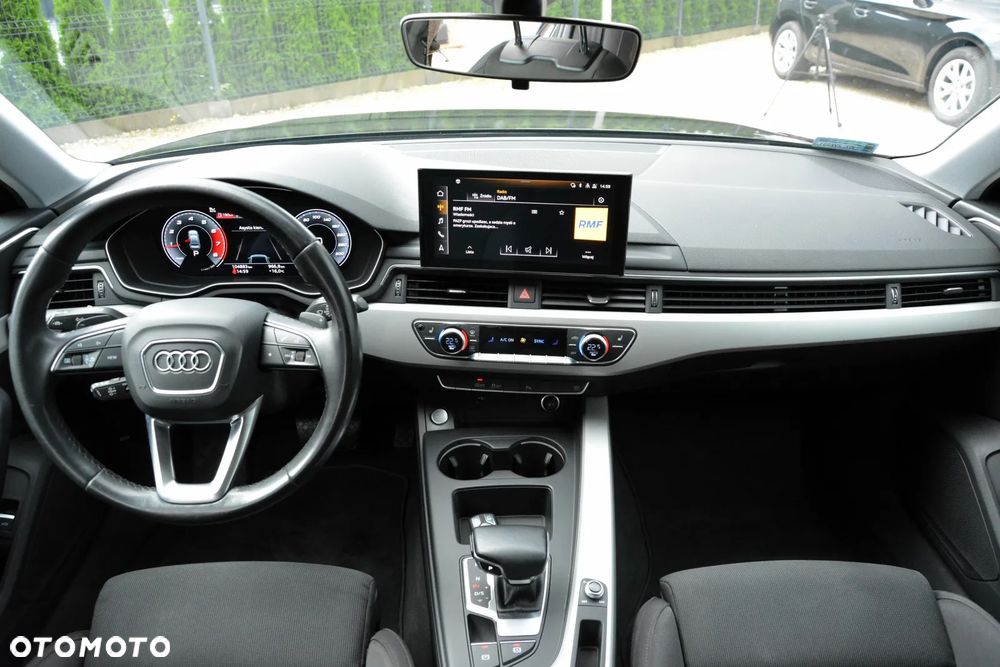 Audi A4 Limousine 35 TFSI mHEV S tronic - 14