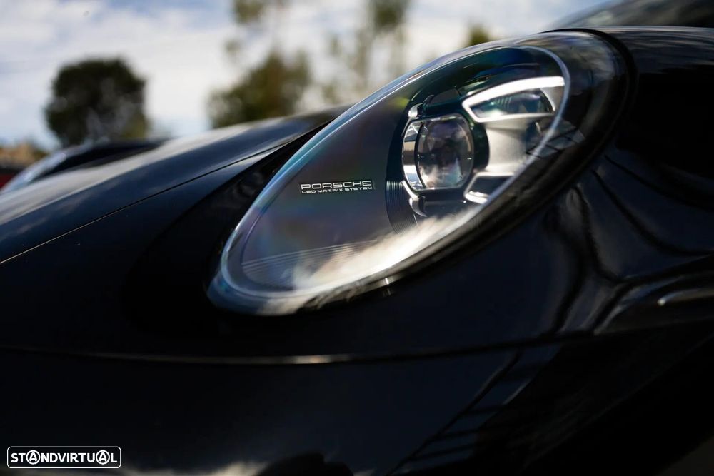 Porsche 911 (992) Turbo S PDK - 21