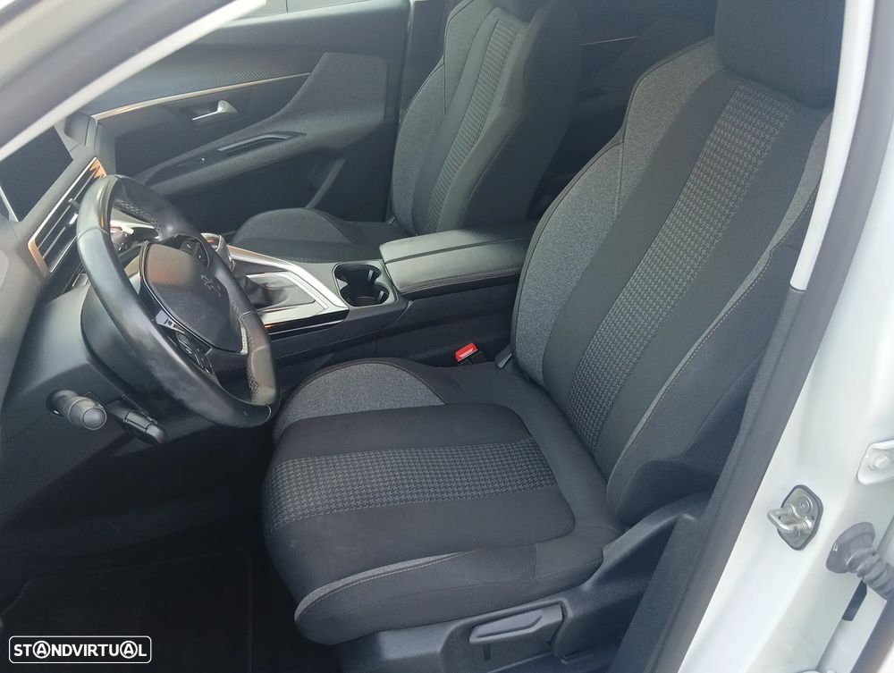 Peugeot 3008 1.5 BlueHDi Allure - 19