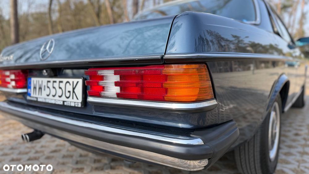 Mercedes-Benz W123 - 7