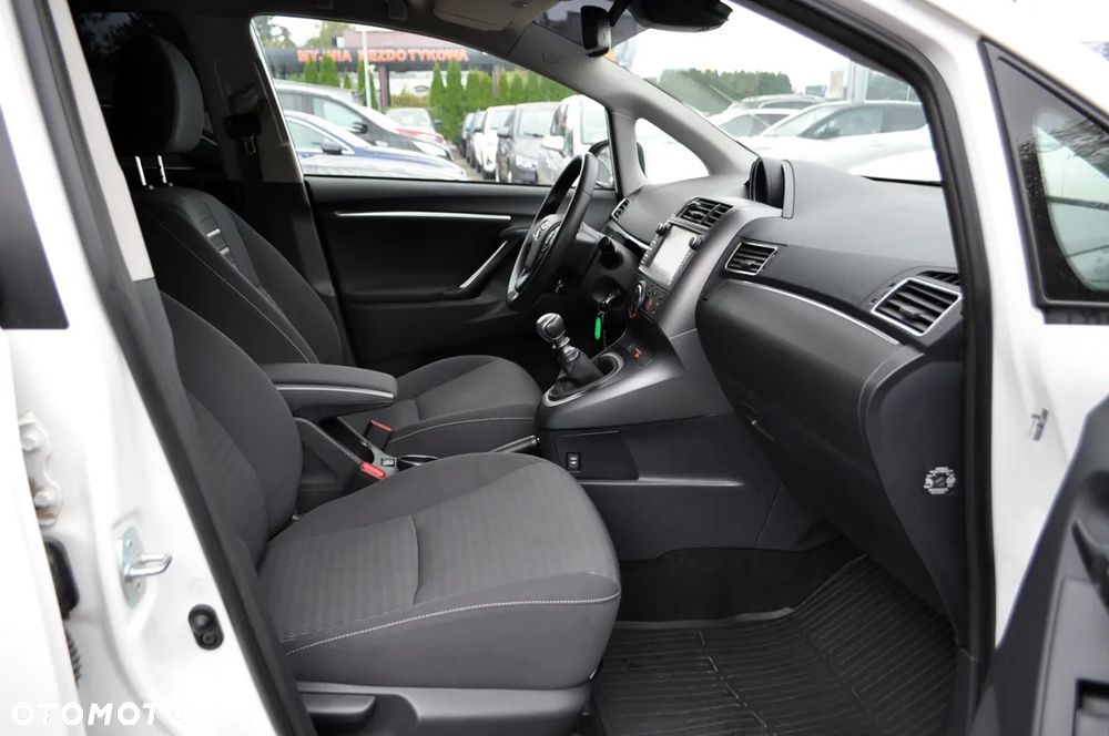 Toyota Verso 1.8 5-Sitzer Edition S+ - 32