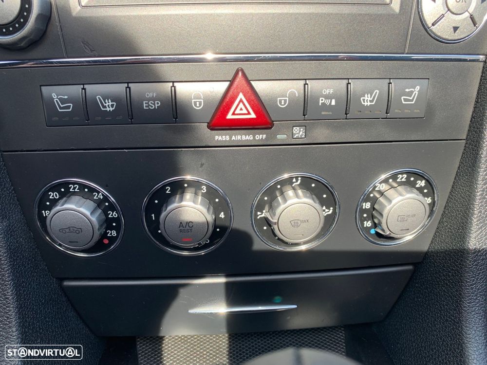 Mercedes-Benz SLK 200 - 23