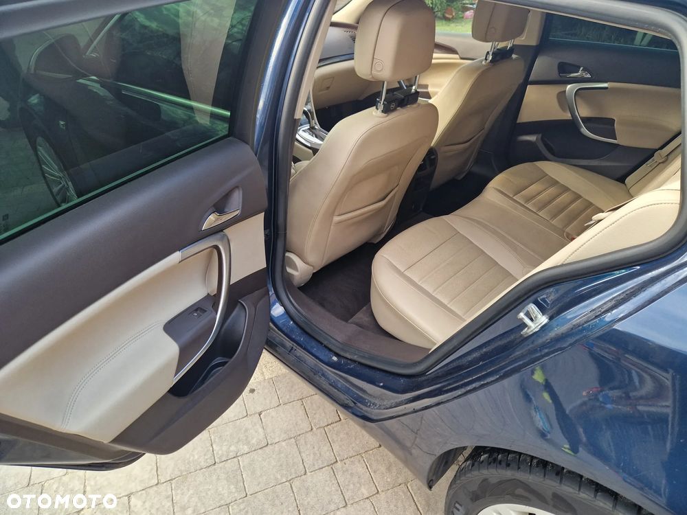 Opel Insignia 2.8 Turbo 4x4 Sport - 16
