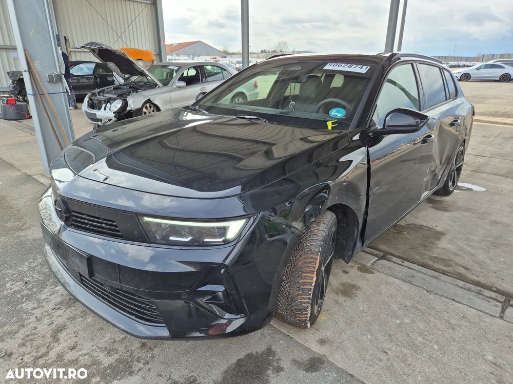 Opel Astra 1.2L Turbo Start/Stop GS - 2