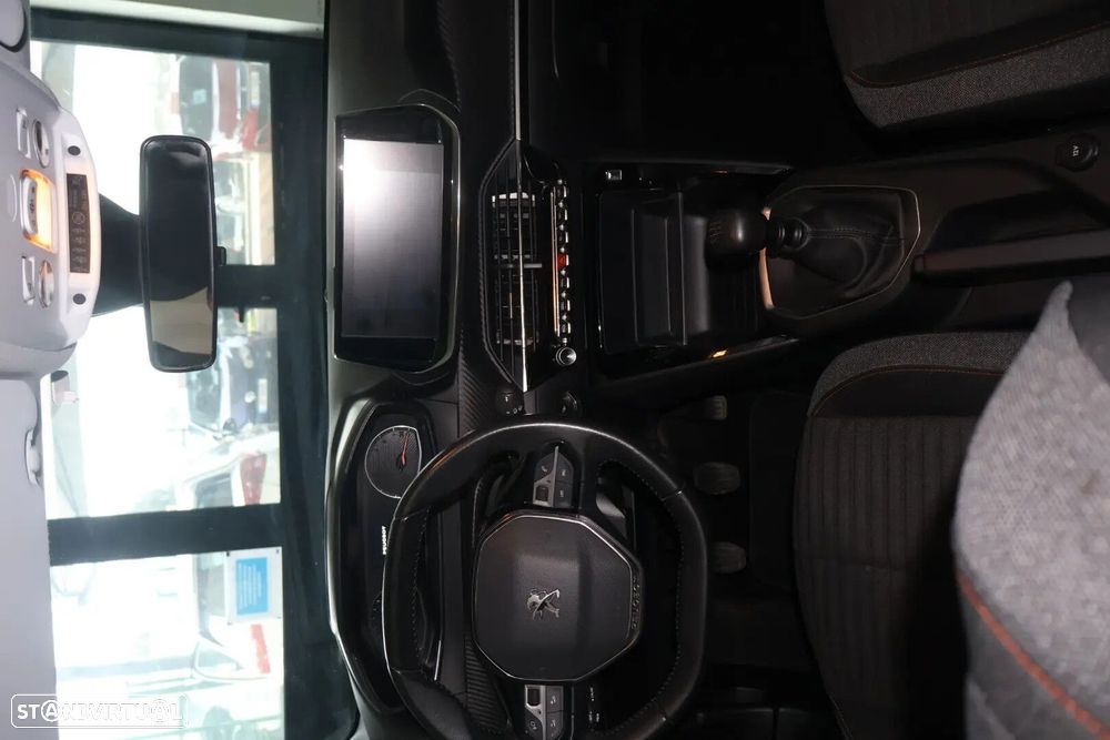 Peugeot 208 1.2 PureTech Active Pack - 6