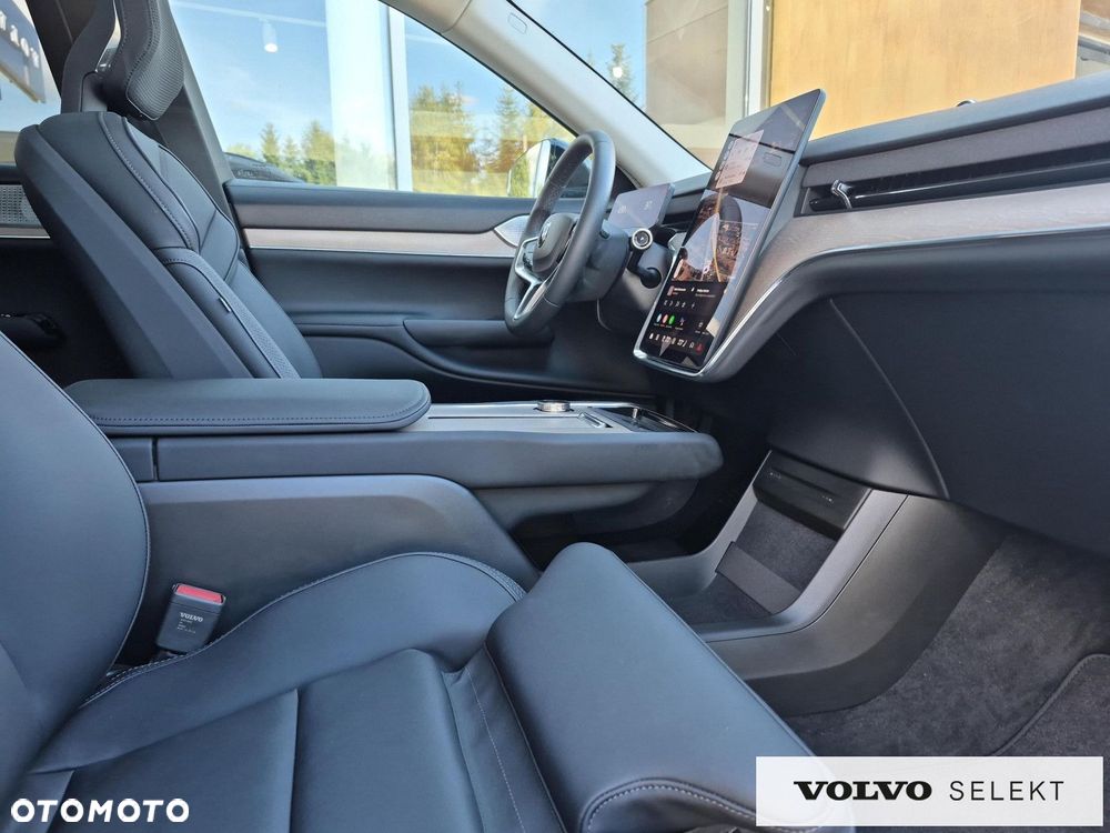 Volvo EX90 - 11