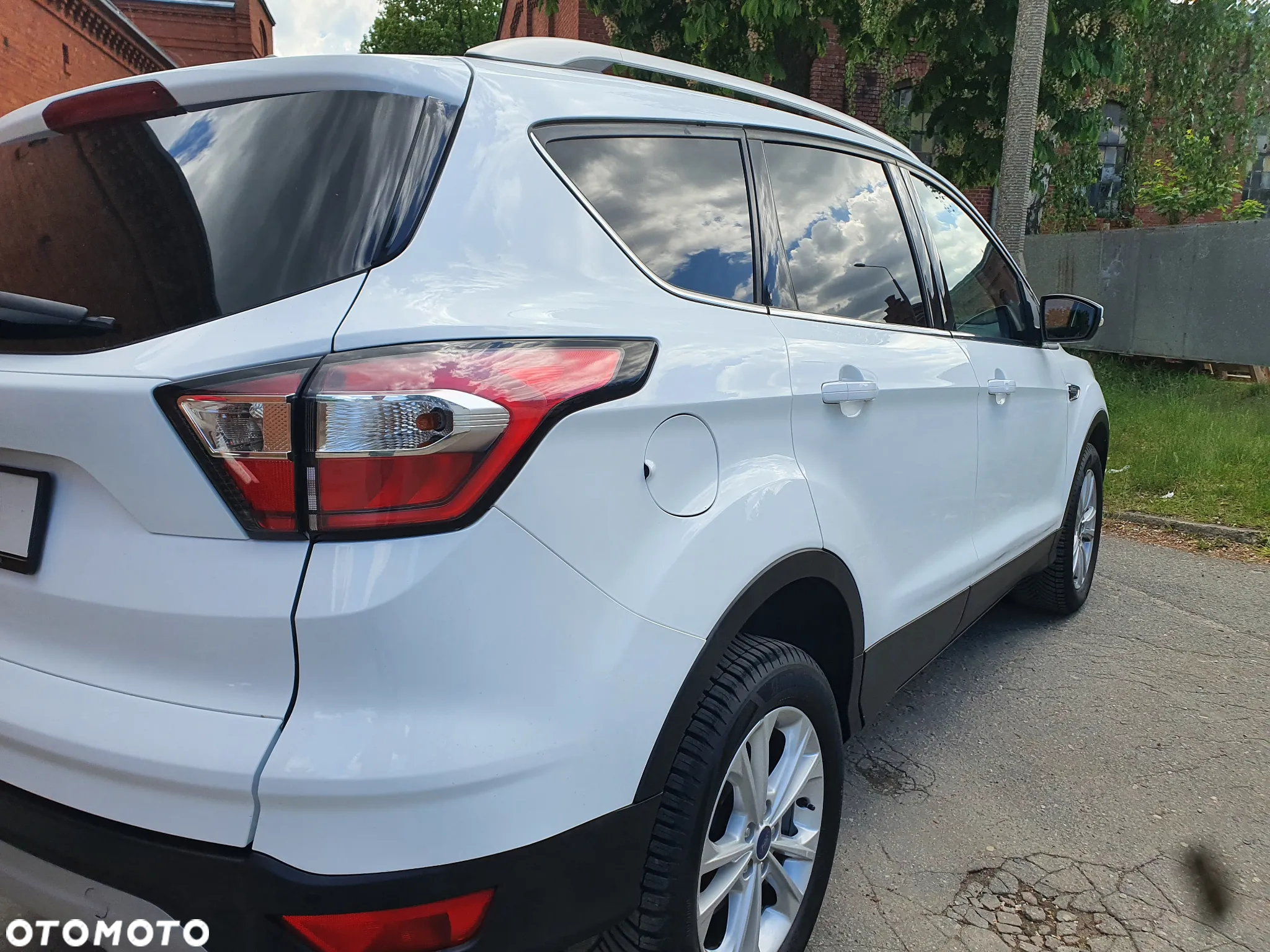 Ford Kuga 1.5 EcoBlue FWD ST-Line - 4