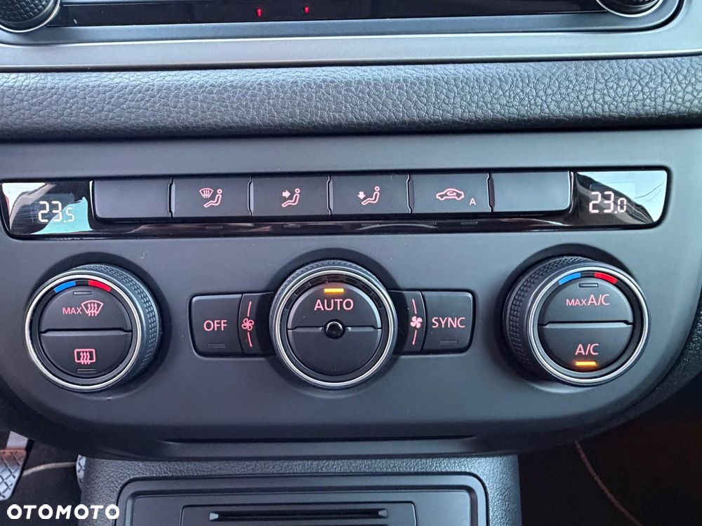 Volkswagen Tiguan 2.0 TDI DPF BlueMotion Technology Cup Sport & Style - 26