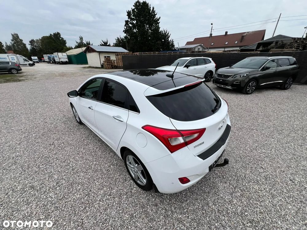 Hyundai i30 1.6 GDI Premium - 33