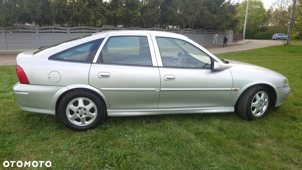 Opel Vectra - 7