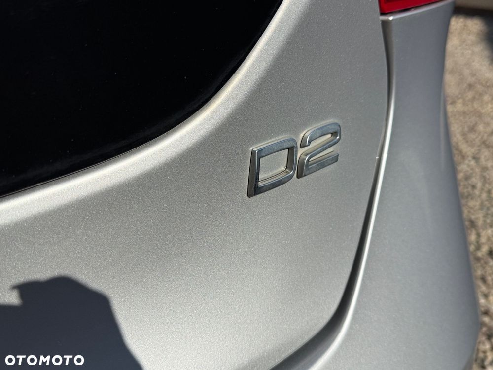 Volvo V40 D2 Kinetic - 9
