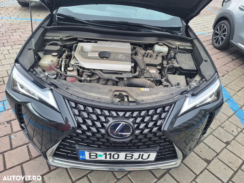 Lexus UX 250h 2.0L HEV 20H- (178 HP) 4X4 CVT Special Edition - 6