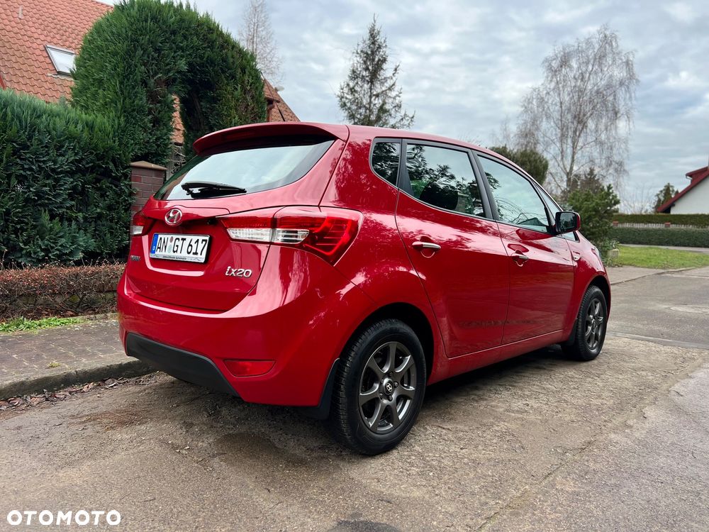 Hyundai ix20 1.4 blue Comfort - 9