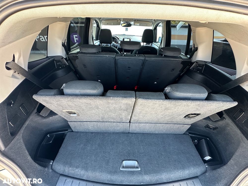 BMW Seria 2 218d Sport-Aut. Sport Line - 8