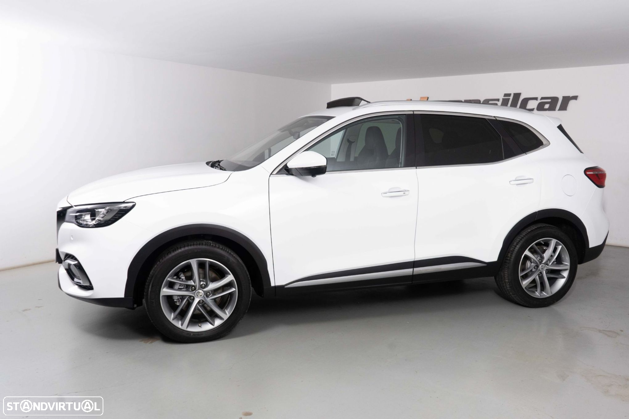MG EHS 1.5 T-GDI Plug-in Hybrid Luxury - 6