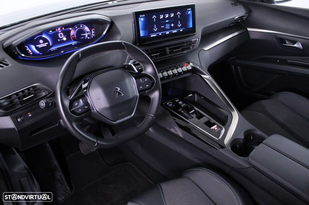 Peugeot 5008 1.5 BlueHDi Allure Pack EAT8 - 31