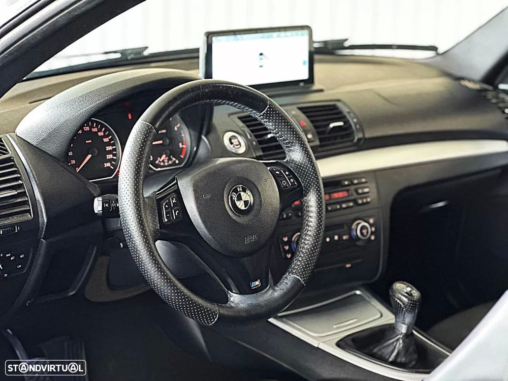 BMW 118 d - 19