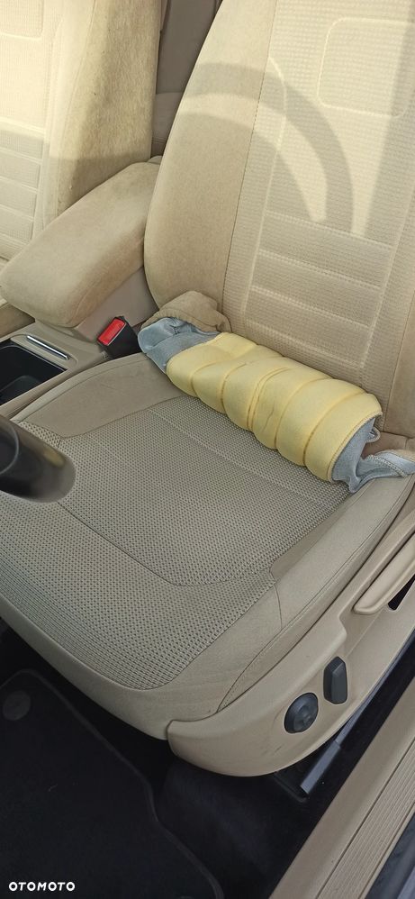 Volkswagen Passat 2.0 TDI Comfortline - 18