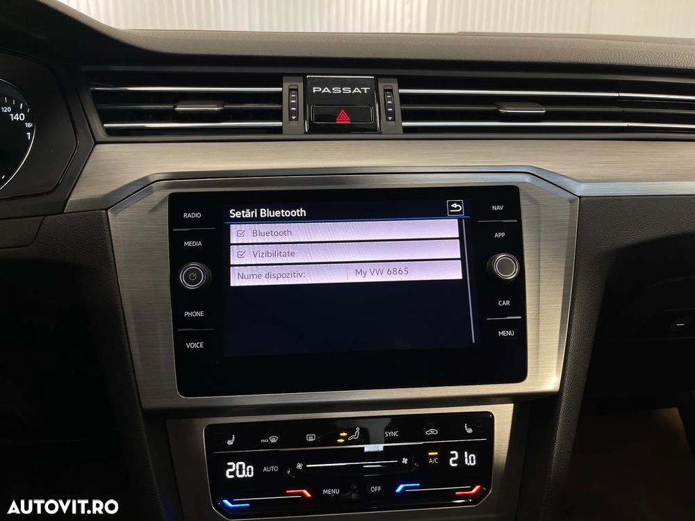 Volkswagen Passat 2.0 TDI Advance - 14