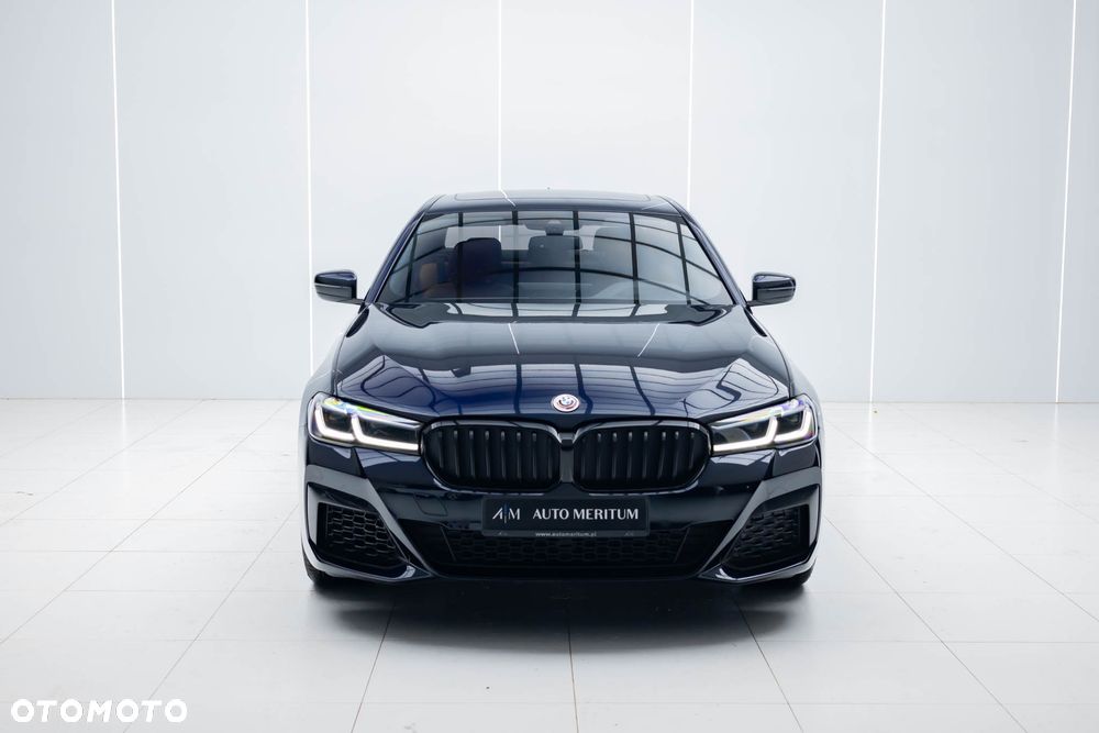 BMW Seria 5 540i xDrive mHEV M Sport sport - 3