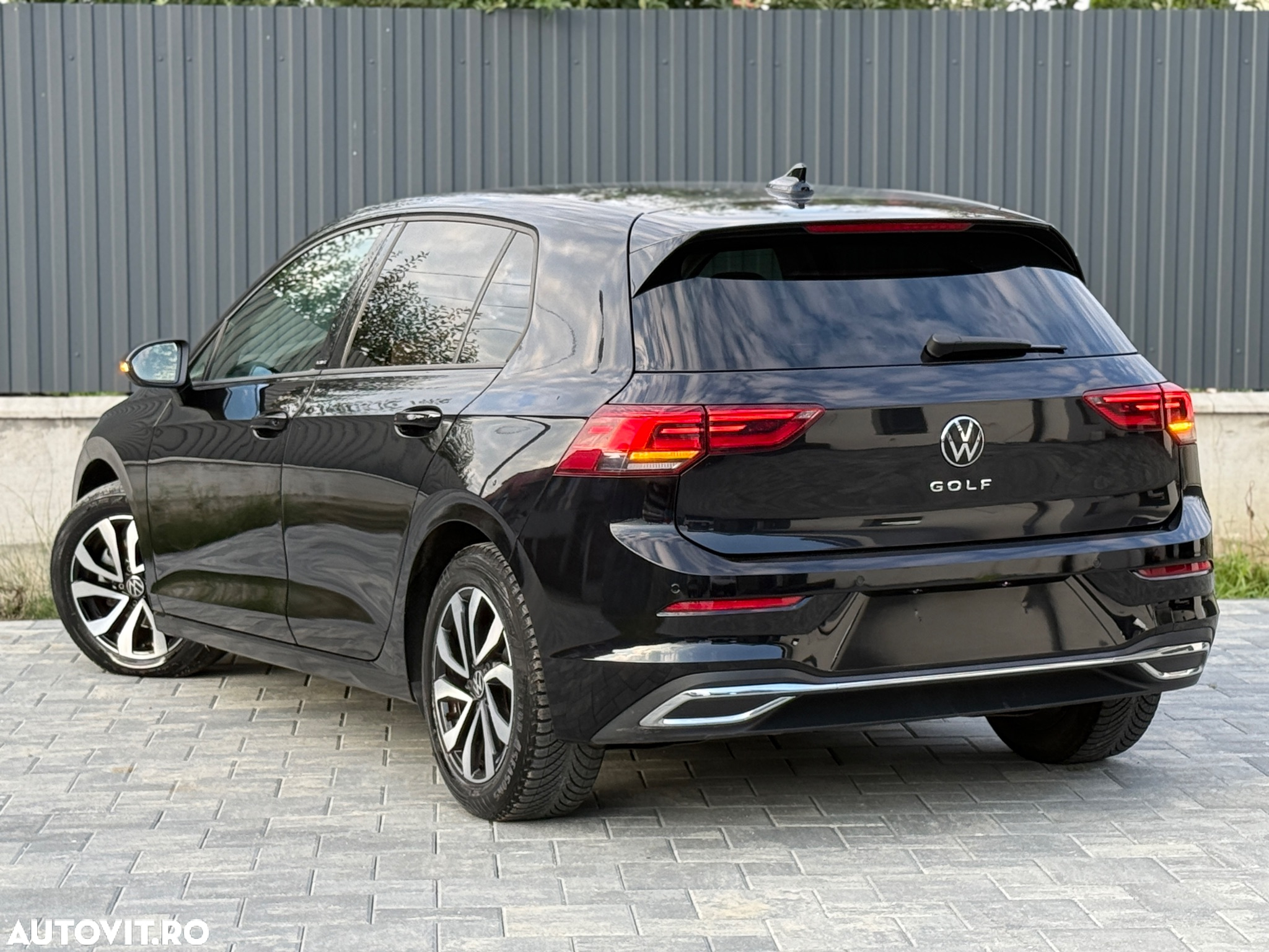 Volkswagen Golf Variant 2.0 TDI SCR DSG Active - 13
