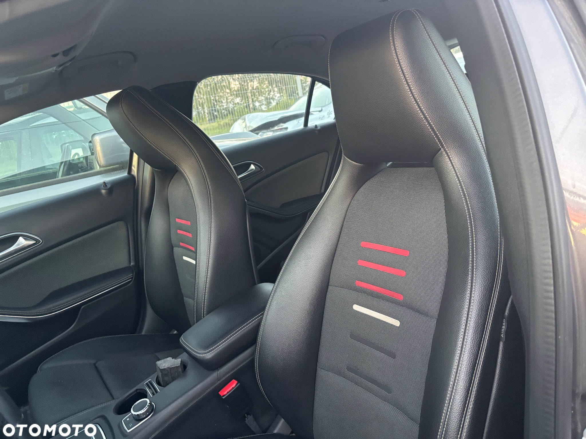 Mercedes-Benz Klasa A 180 CDI 7G-DCT AMG Line - 4