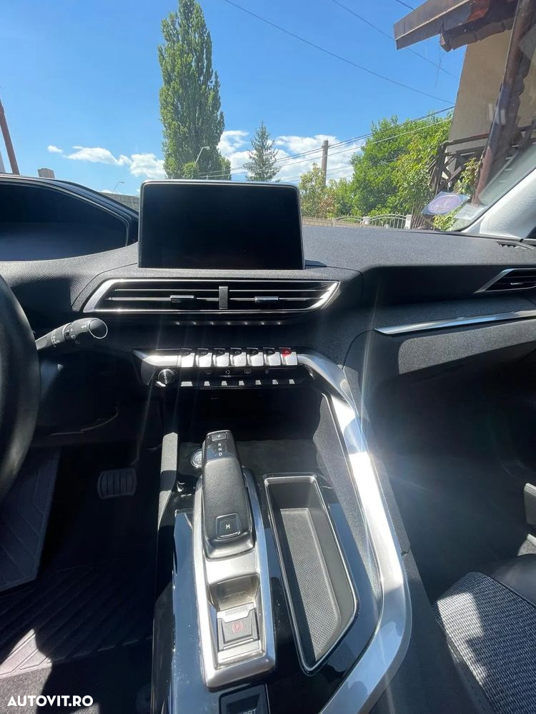 Peugeot 3008 PureTech 130 Stop & Start GPF EAT8 Allure Pack - 10