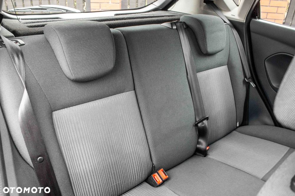 Ford Fiesta 1.4 Champions Edition - 22