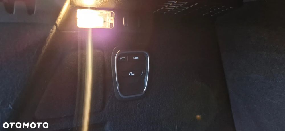 Renault Scenic TCe 140 GPF BOSE EDITION - 31