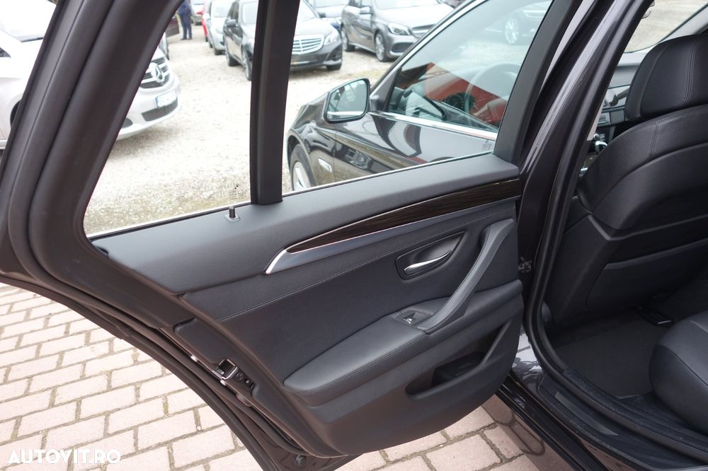 BMW Seria 5 530d xDrive - 18