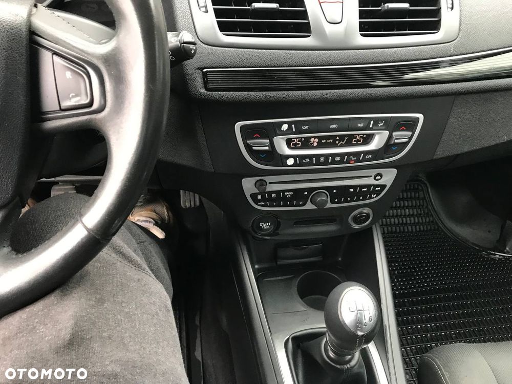 Renault Megane - 30