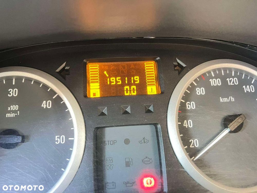 Renault Trafic - 7