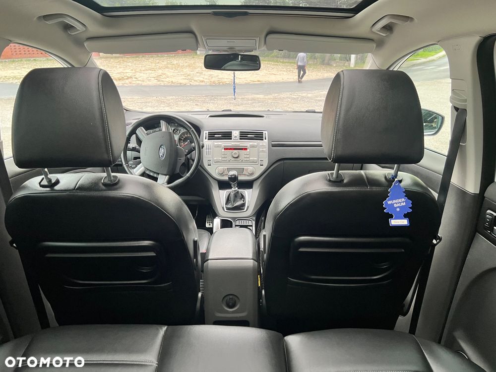 Ford Kuga 2.0 TDCi 4x4 Titanium - 15