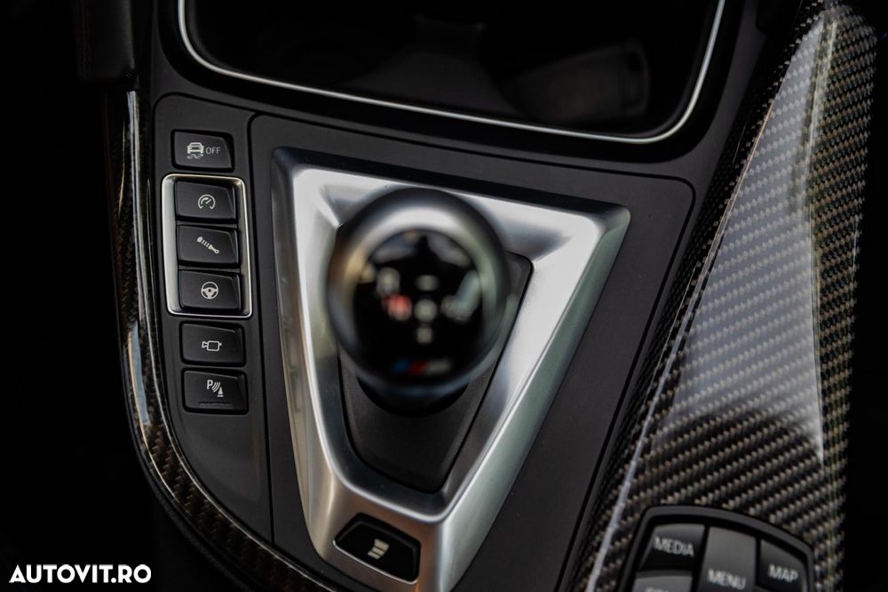 BMW M4 Coupe DKG - 14