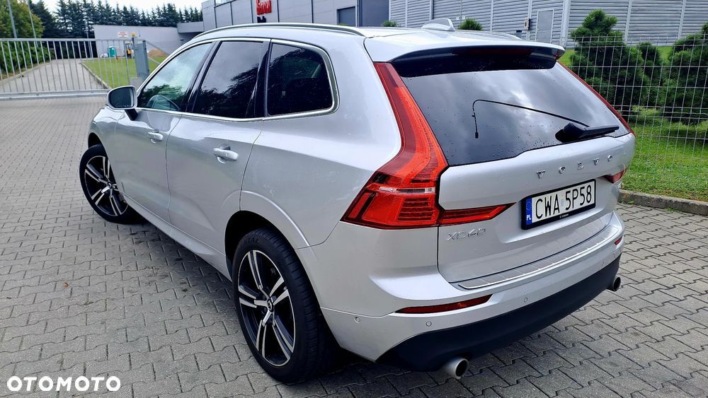 Volvo XC 60 T5 AWD Geartronic Momentum - 3