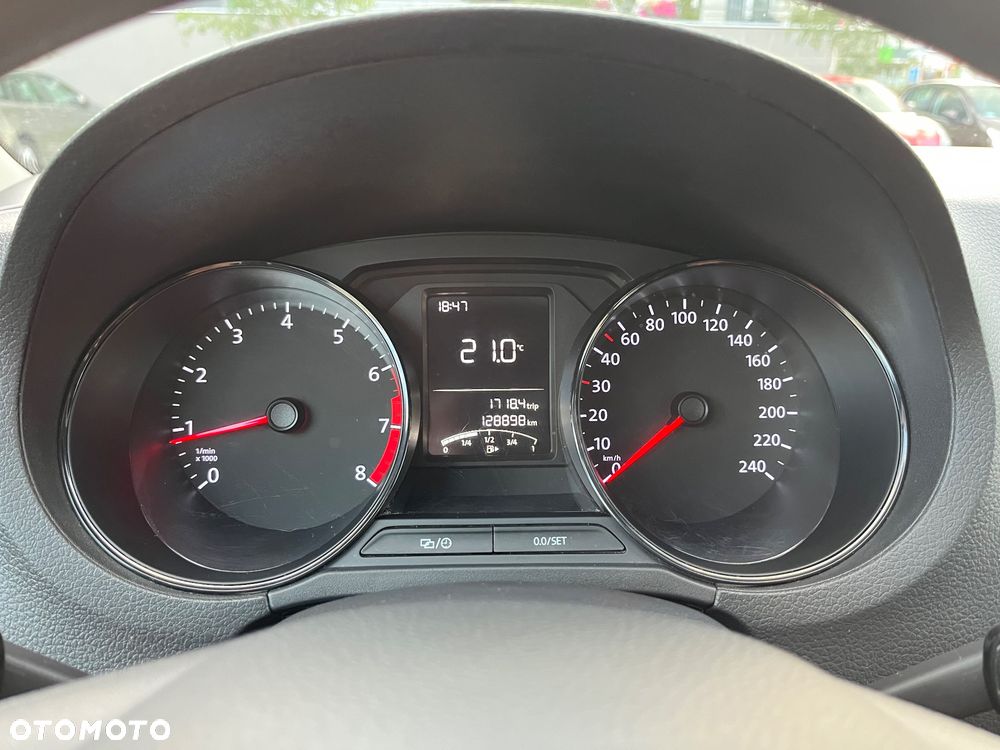 Volkswagen Polo 1.0 Trendline Perfectline - 36