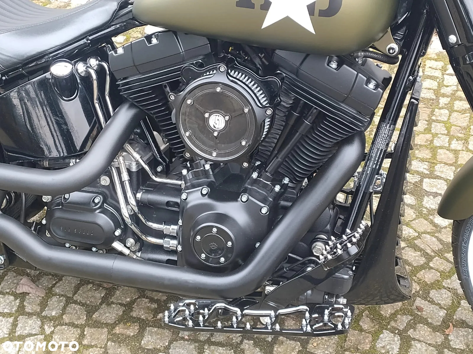 Harley-Davidson Softail Slim - 36