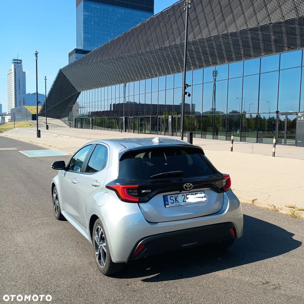 Toyota Yaris Hybrid 1.5 Style - 8