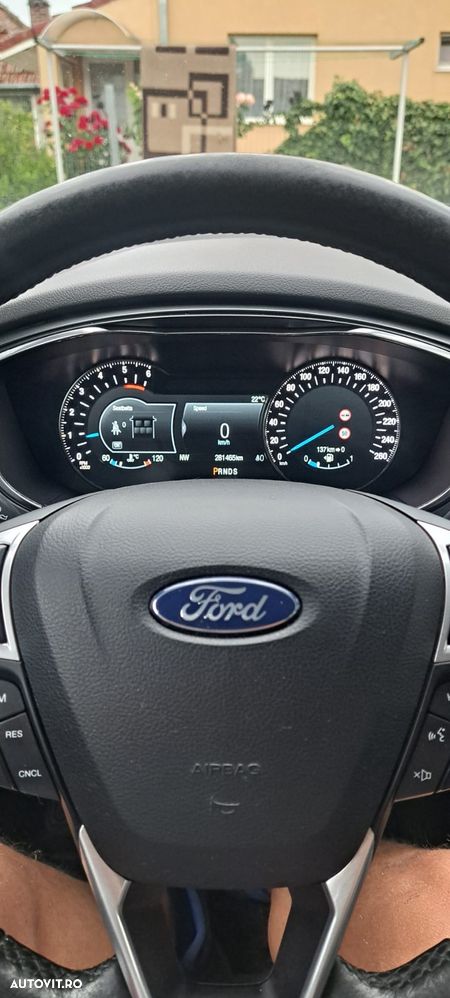 Ford Mondeo - 12