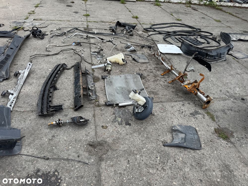 Toyota hilux 8 wszystkie części  wąż węże klimy przód przednie wzmocnienie środek plastiki - 6