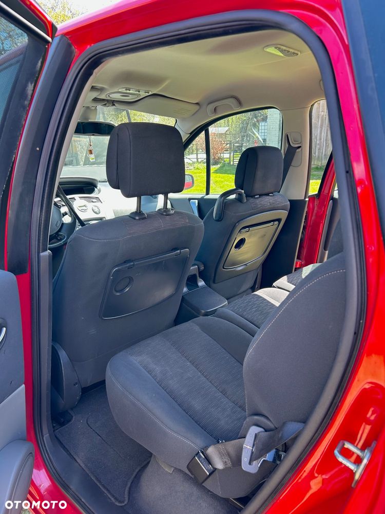 Renault Scenic - 8