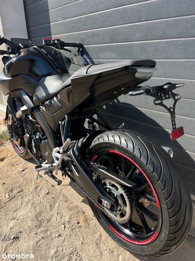 Yamaha MT - 5