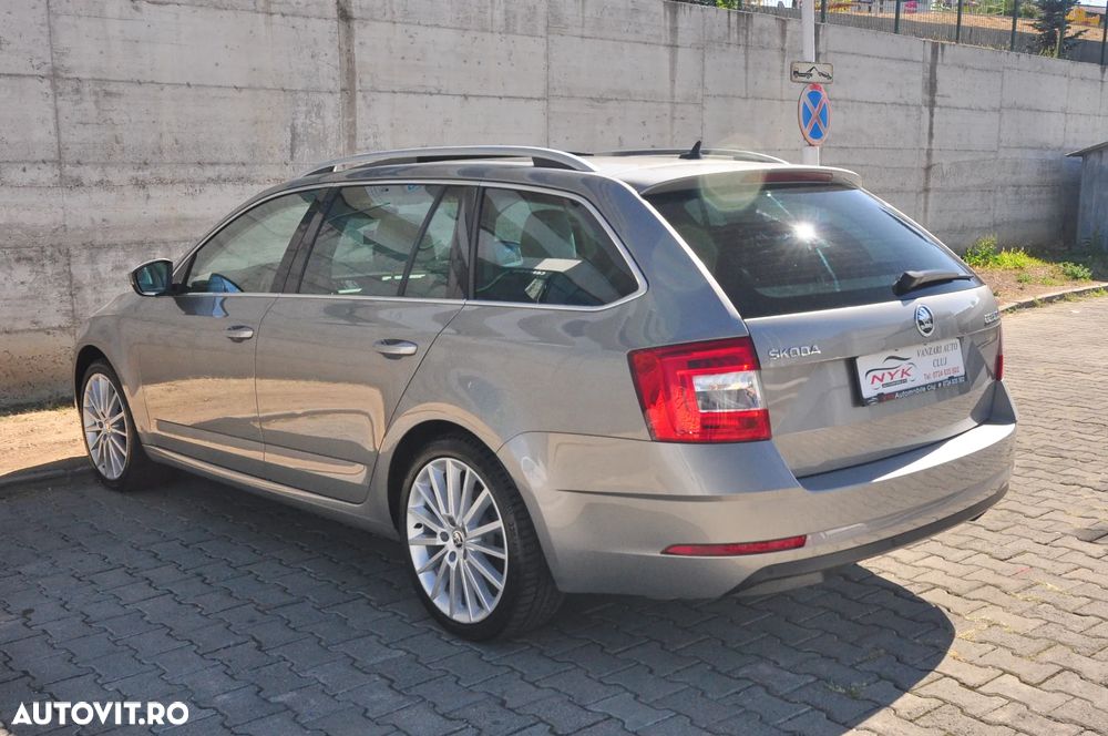 Skoda Octavia 2.0 TSI DSG Style - 4