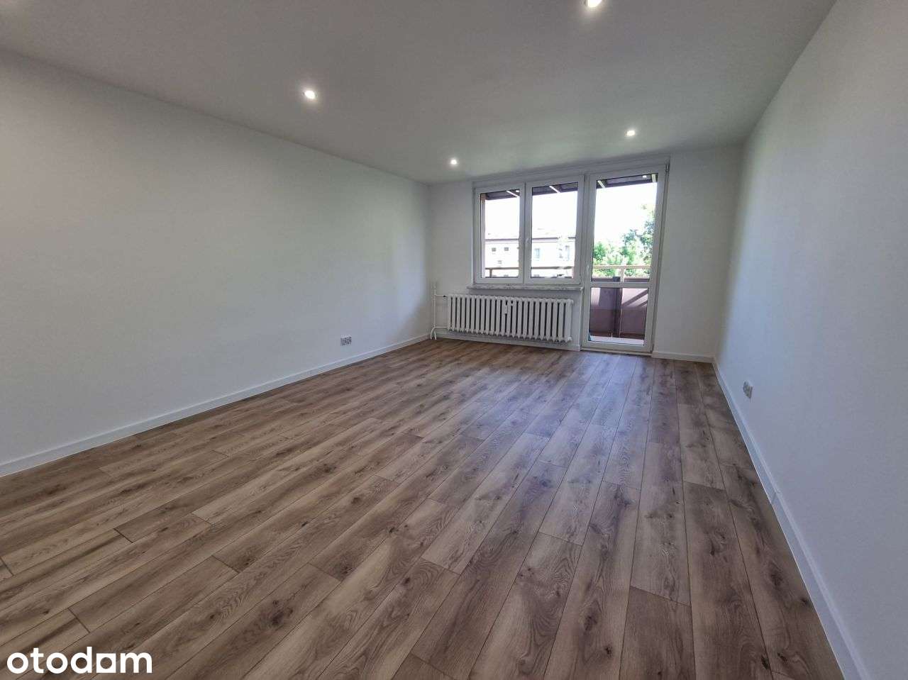 Skotnica, wyremontowane 3 pokoje, balkon, Co miejs