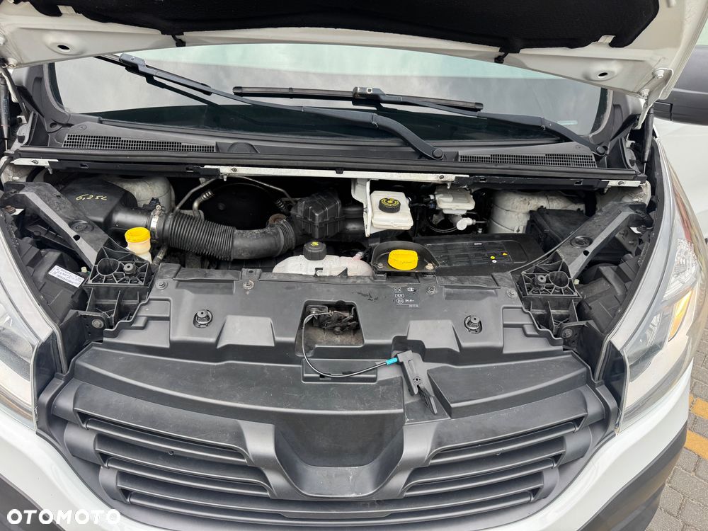 Renault Trafic - 32