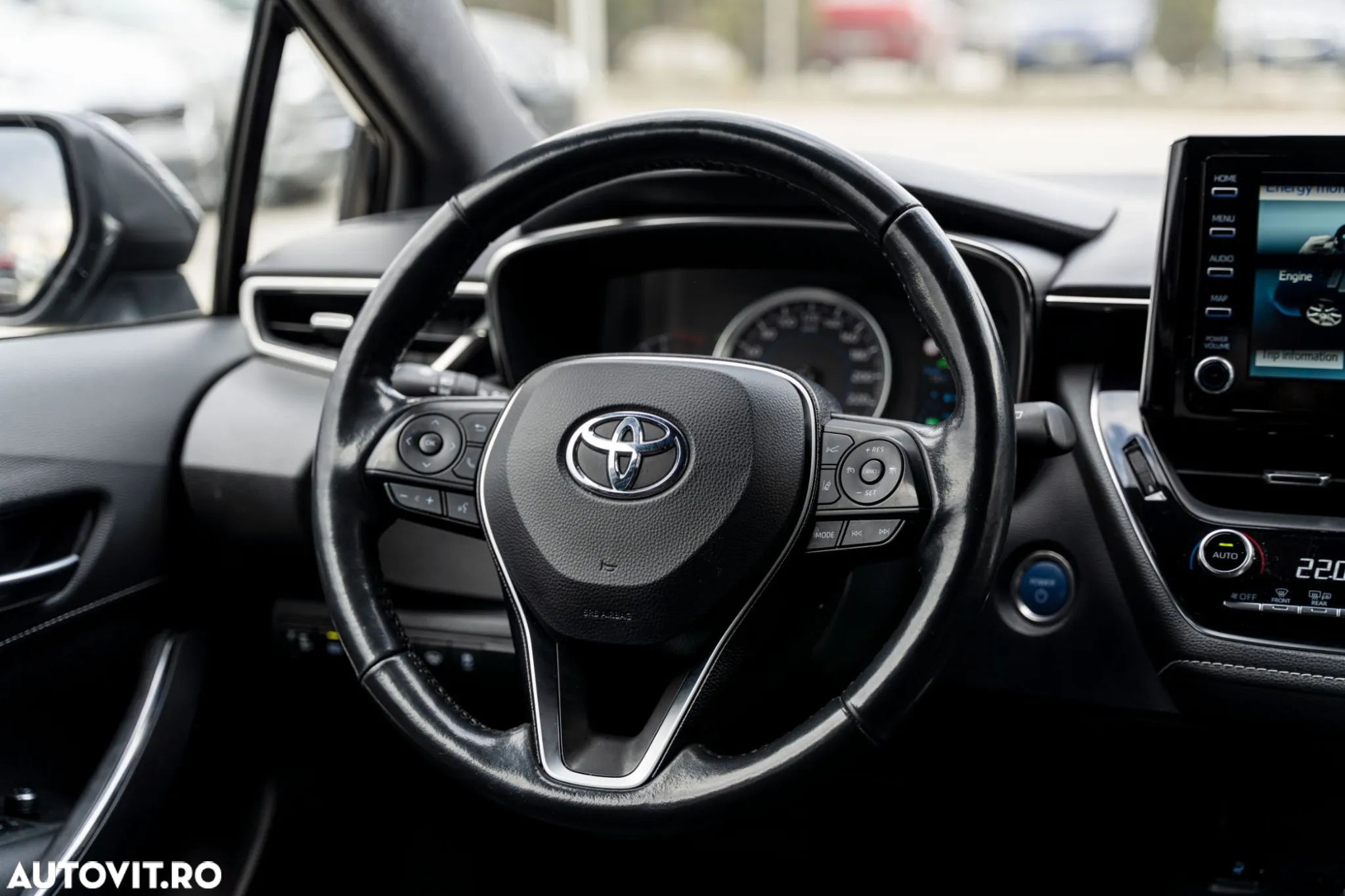 Toyota Corolla 1.8 Hybrid Touring Sports Business Edition - 17