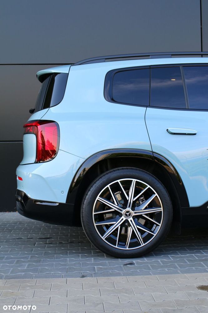 Mercedes-Benz GLB - 37