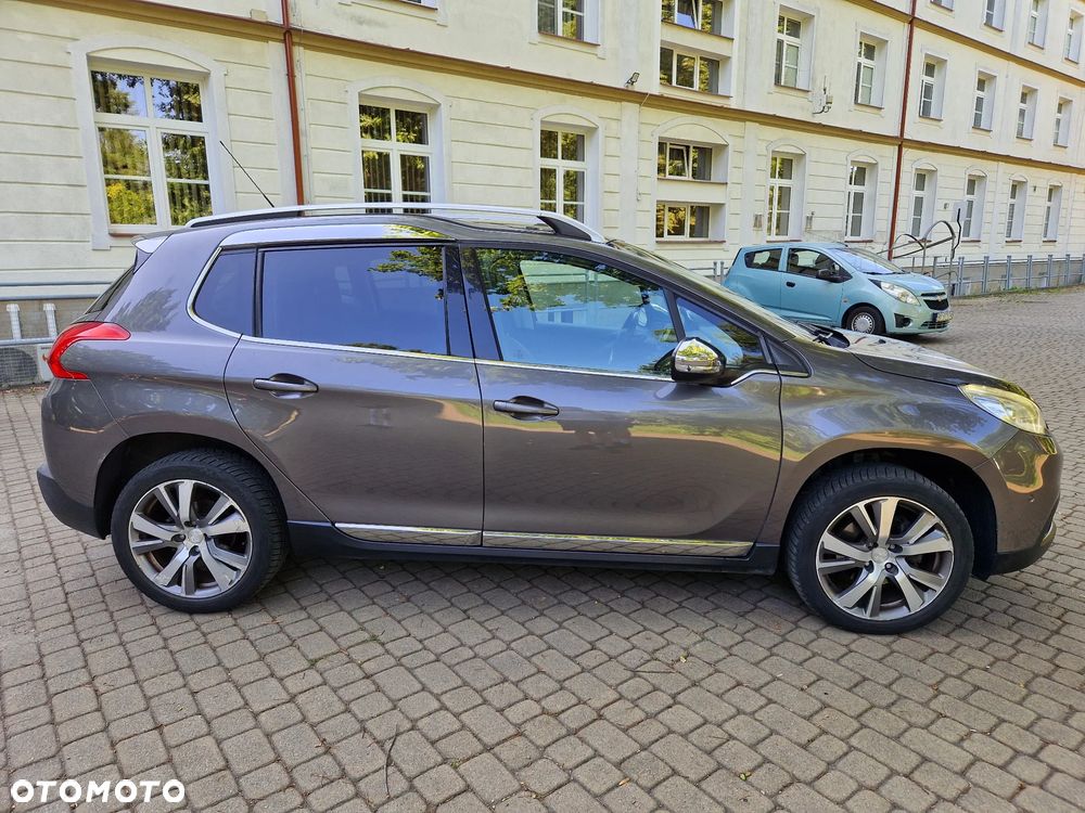 Peugeot 2008 e-HDi FAP 115 STOP & START Allure - 3